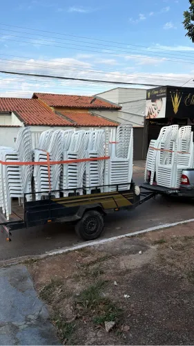 JOGO DE MESA E CADEIRA USADO