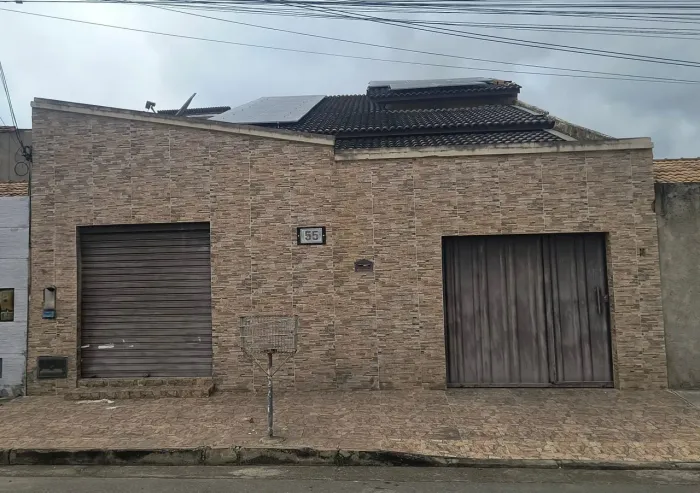 Casa de 4 quartos + ponto comercial no Bairro Boa Vista em Vitória da Conquista