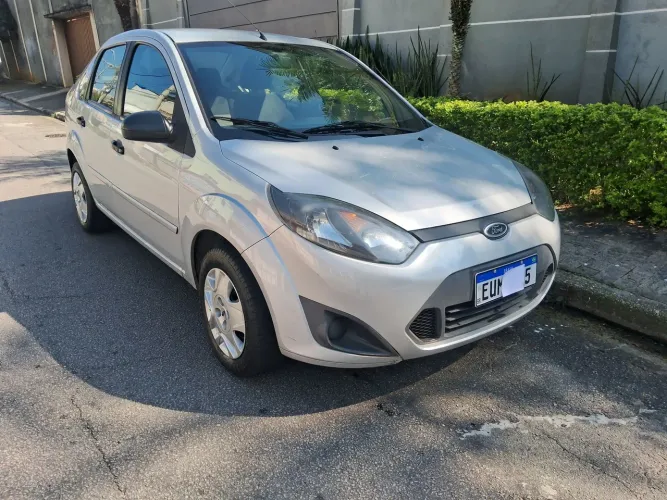 Ford Fiesta Sed. 1.6 8V Flex 4P 2011
