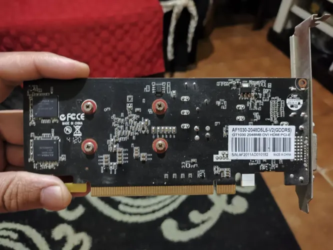 Placa de vídeo GT 1030 2gb ddr5 afox 