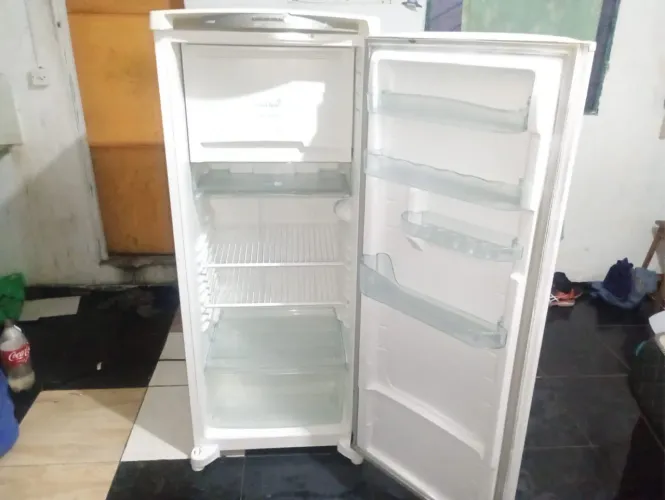 Geladeira frost free