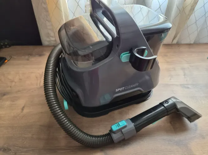Limpador Aspirador Higienizador de Estofados WAP Spot Cleaner