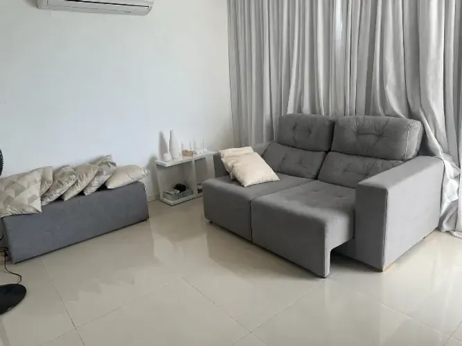 Sofá Raiuga mais puff tok stok