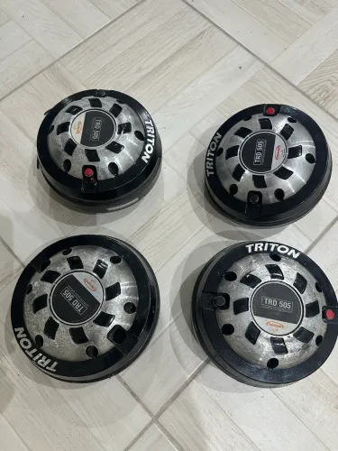 Corneta Triton 505