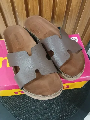 Sandália Moleca n°36