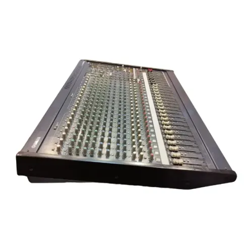 Mesa de Som Yamaha MG24/14FX