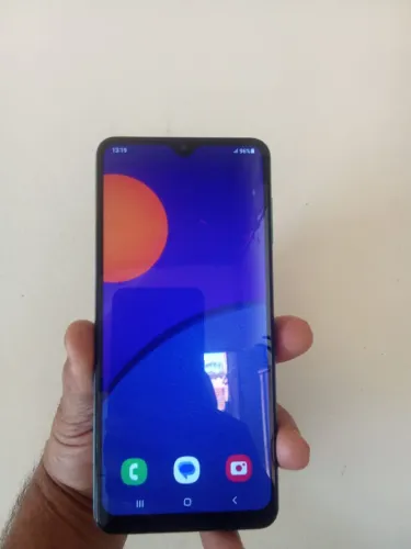 Samsung M12