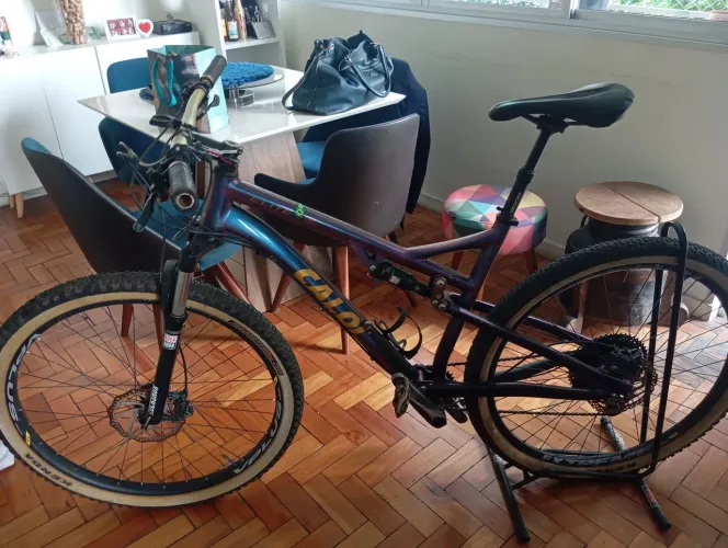 Bicicleta MTB Caloi Full suspension Tam L