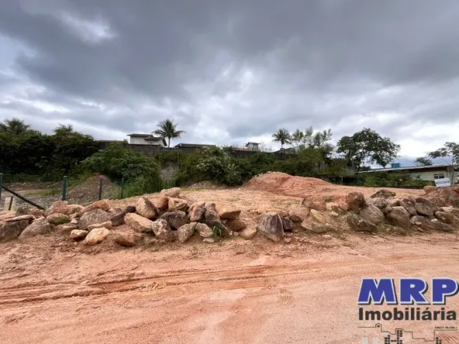 Terreno à venda. Ubatuba. Praia da Lagoinha.