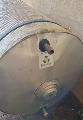 Aquecedor solar com duas placas e reservatório 600 l