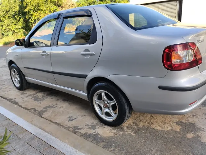 Fiat Siena ELX 1.3 Flex 8V Raridade 