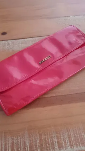 Clutch cereja arezzo