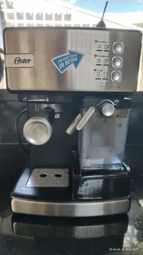 Vendo Cafeteira Oster PrimaLatte