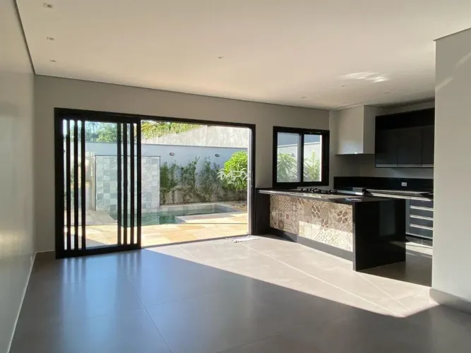 Casa à venda em Piracicaba, Monte Alegre, com 4 suítes, com 300 m², Condomínio Monte Alegr