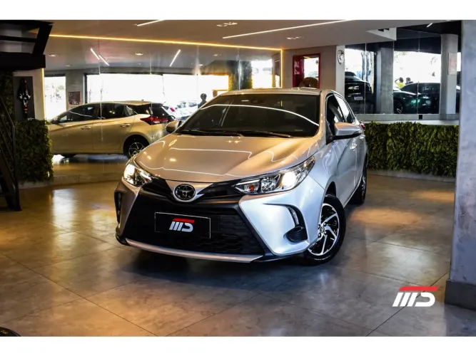 Toyota Yaris XS Connect 1.5 Flex 16V 5P AUT 2023