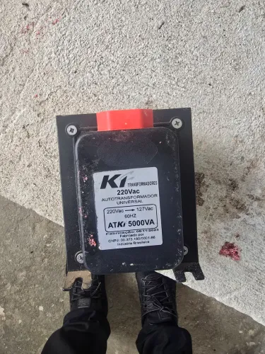 Vendo transformador de 5000VA