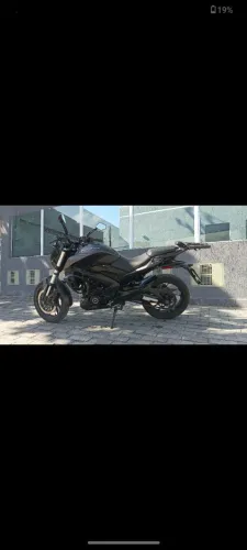 Moto nova segundo dono baixa quilometragem