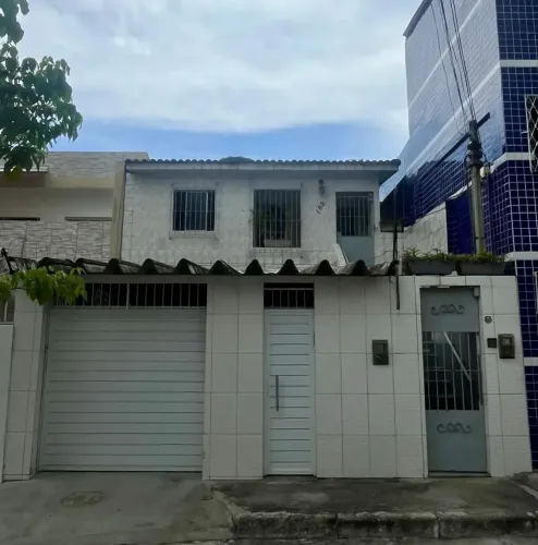 Imóvel para venda possui 231 metros quadrados com 5 quartos em Boa Viagem - Recife - PE