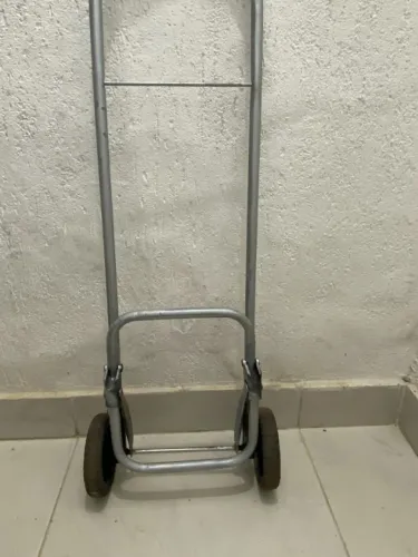 Carrinho de Carga Pequeno Alça Fixa