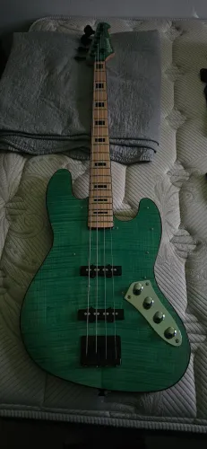 baixo waldman gjj505a