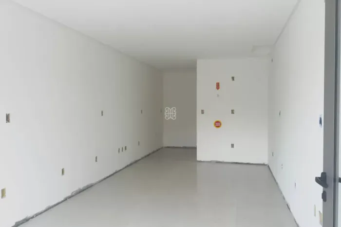 Sala Comercial à Venda 31m² em Jurerê Florianópolis SC