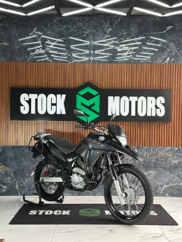 XRE 300 PRETA - 2016