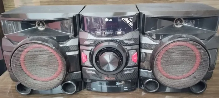 Mini System LG / Bluetooth, CD , Rádio 