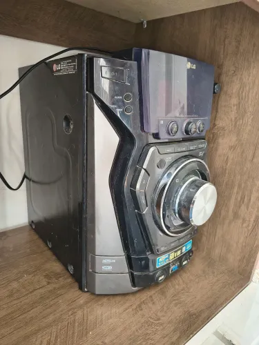 Vendo cabeça de som com defeito 