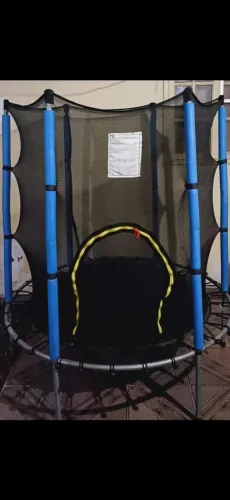 Pula Pula Infantil 140cm em Metal Galvanizado e rede de proteção