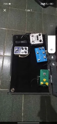 Pedais de guitarra troco por notebook