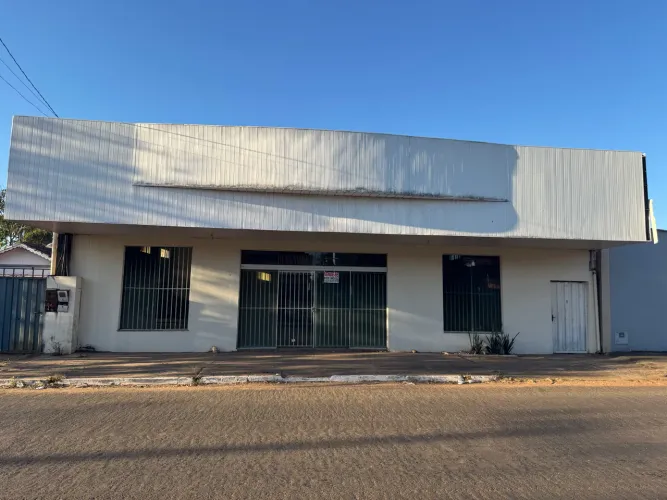 Imóvel Comercial / Loja / Galpão 480 m² - Centro de Colinas