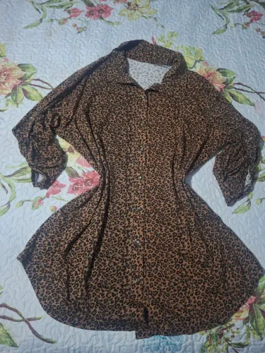 Blusas novas plus size tam 46 ao 50 30 reais cada
