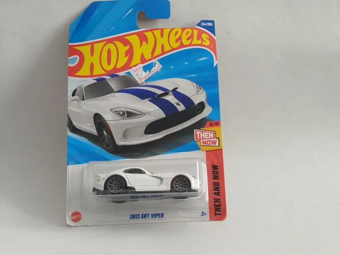 Miniatura Hot Wheels - 2013 SRT Viper - 1/64