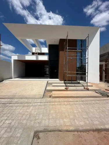 CASA TERREA CONDOMINIO PETROPOLIS