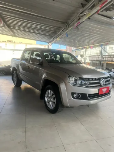Volkswagen Amarok High.cd 2.0 16V TDI 4X4 Dies. AUT 2013