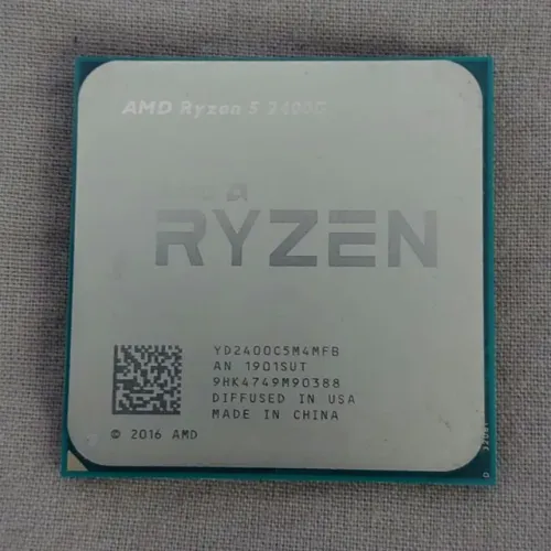 AMD Ryzen 5 2400G com cooler original