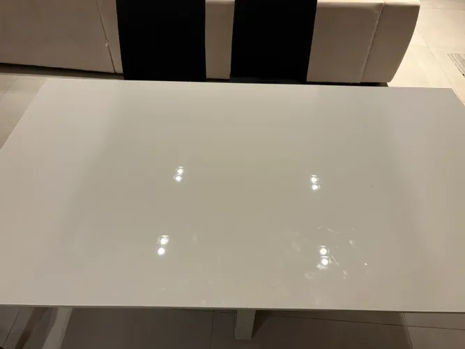 Mesa tampo de vidro