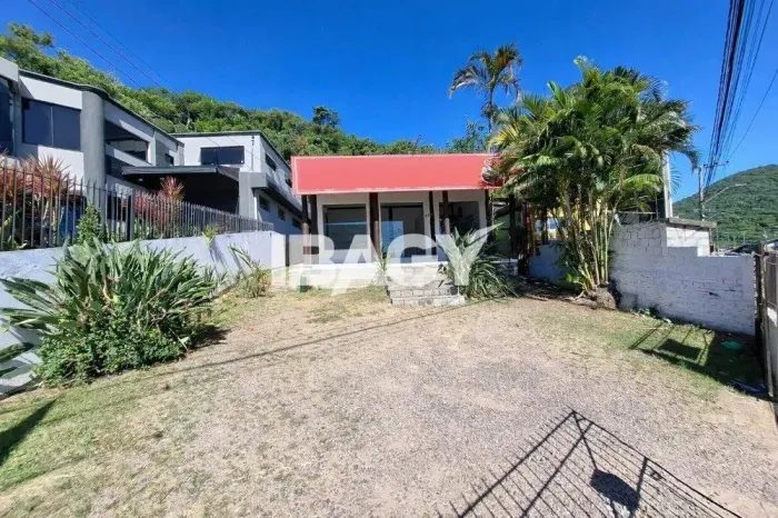 Oportunidade! Loja em Rio Tavares - FLORIANÓPOLIS