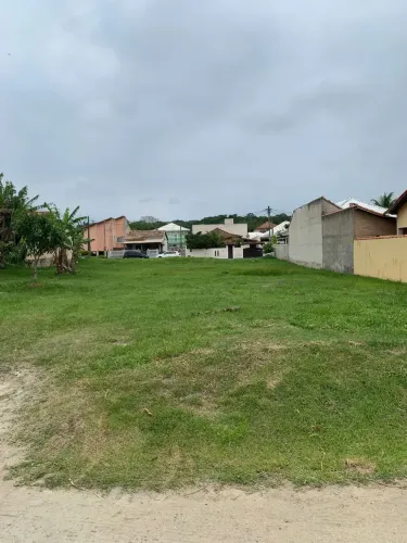 Terreno para venda possui 315 metros quadrados em Ponte dos Leites - Araruama - RJ