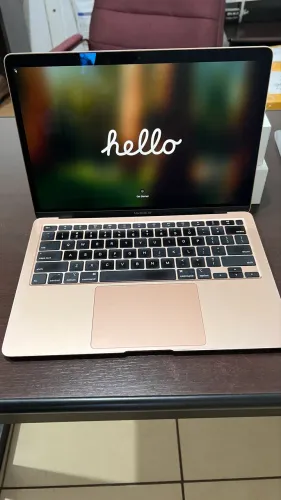 Vende-se um MacBook Air13?