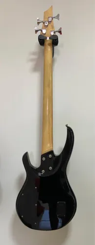 Contrabaixo Tagima