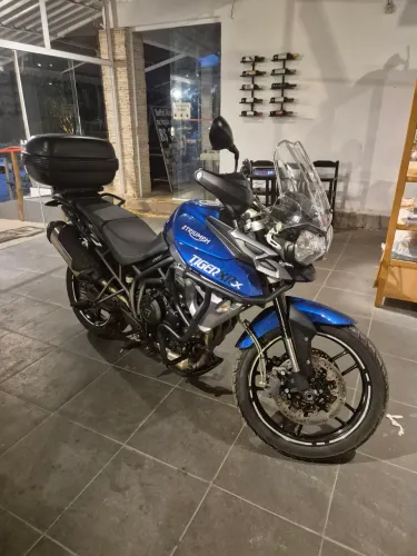 Triumph Tiger 2017, com apenas 13.000 km rodados