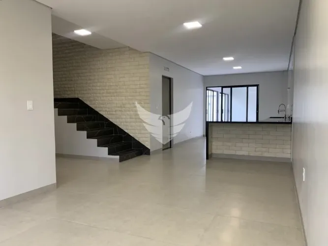 Sobrado residencial Parintins à venda Com 4 suítes e piscina