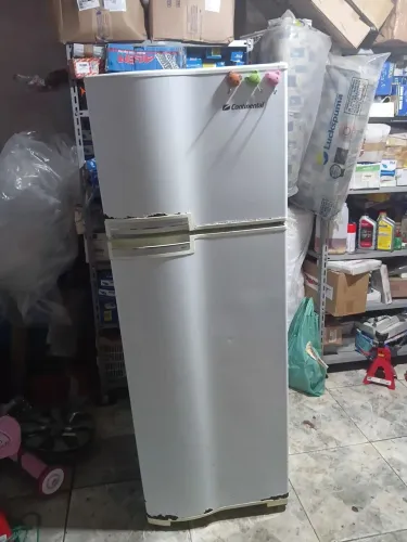 Geladeira Continental Duplex 341L 110V Funcionando Perfeitamente - R$ 399