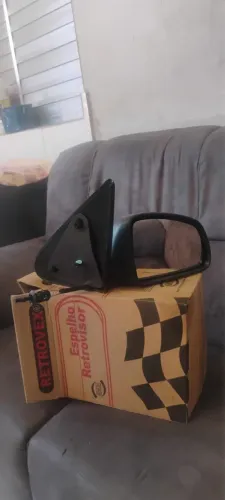 Vendo Um Retrovisor Do Lado Direito Do Passageiro, Novo Nunca Usado Marca Celta Prisma