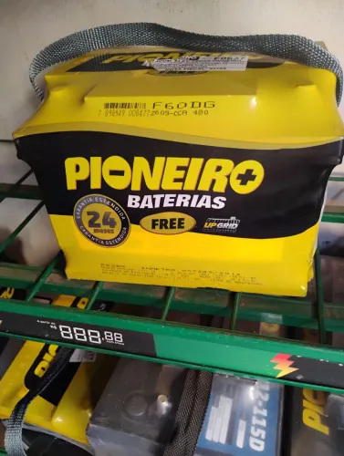 Vendo Bateria Pioneira 60 amperes