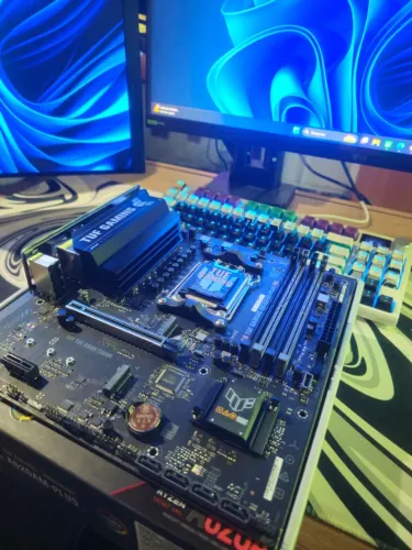 PLACA MÃE AM5 l ASUS A620AM l NOVA