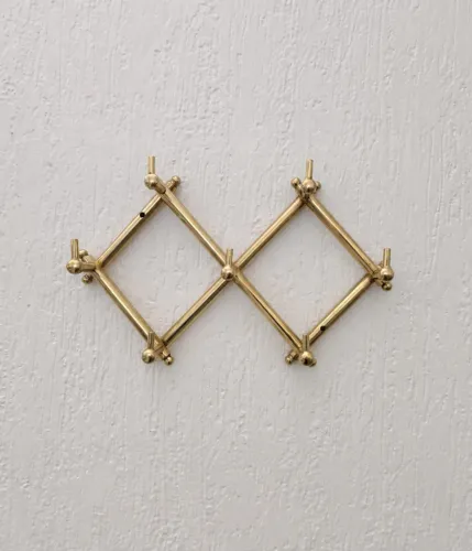 Cabideiro de Parede em Metal Dourado