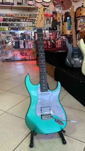 Guitarra Tagima TG-520