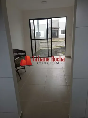 Alugo excelente casa no Condomínio Reserva Guarujá.